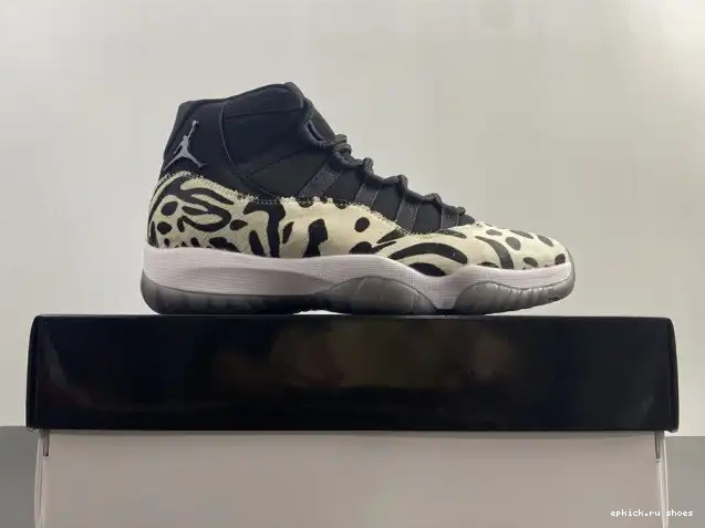 Rep 11 JORDAN INSTINCT AIR ANIMAL AR0715-010 0528